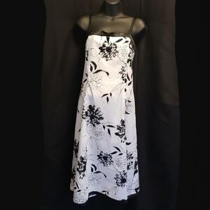 Dressbarn White & Black Floral Print Sundress Size 10